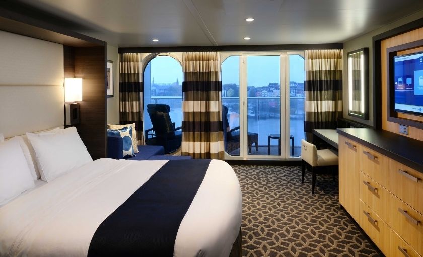Ovation of the seas junior suite J4