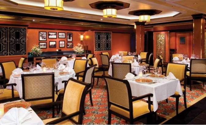 Een restaurant op de norwegian Spirit