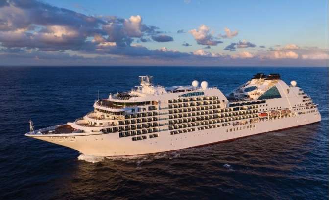 Het volledige schip Seabourn Ovation