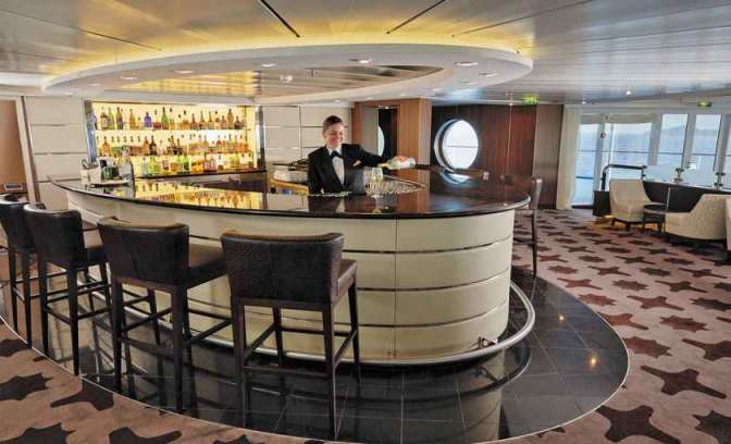 Observation lounge op het Seven Seas Mariner schip