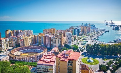 De kust en stad Malaga