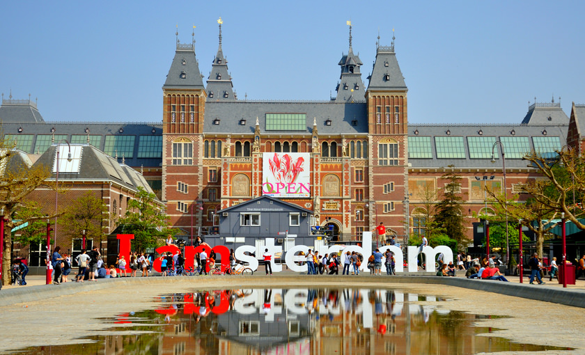 Het rijksmuseum in Amsterdam
